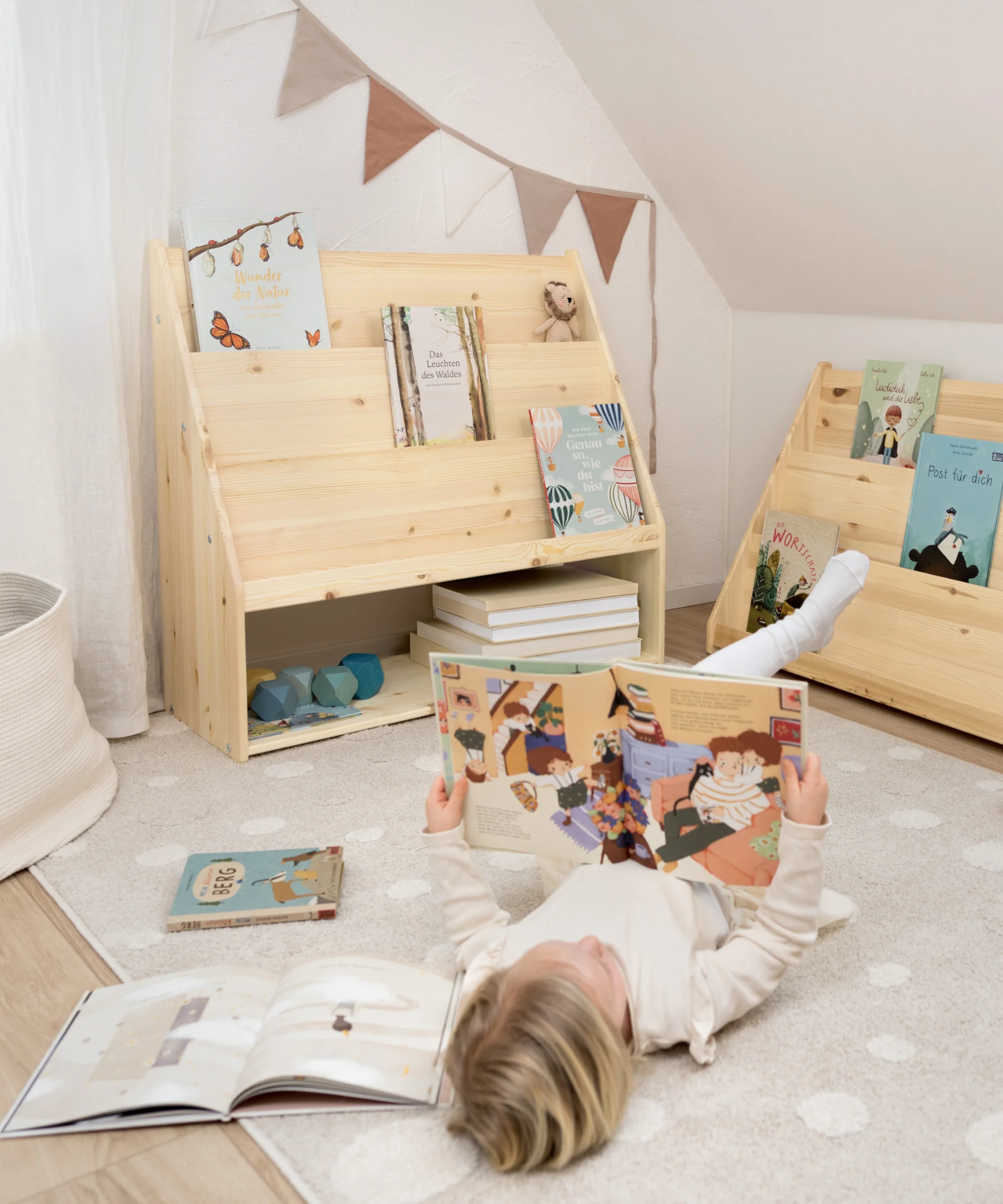 Bücherregal mit Stauraum (B-Ware) | Kiefer - Image 9