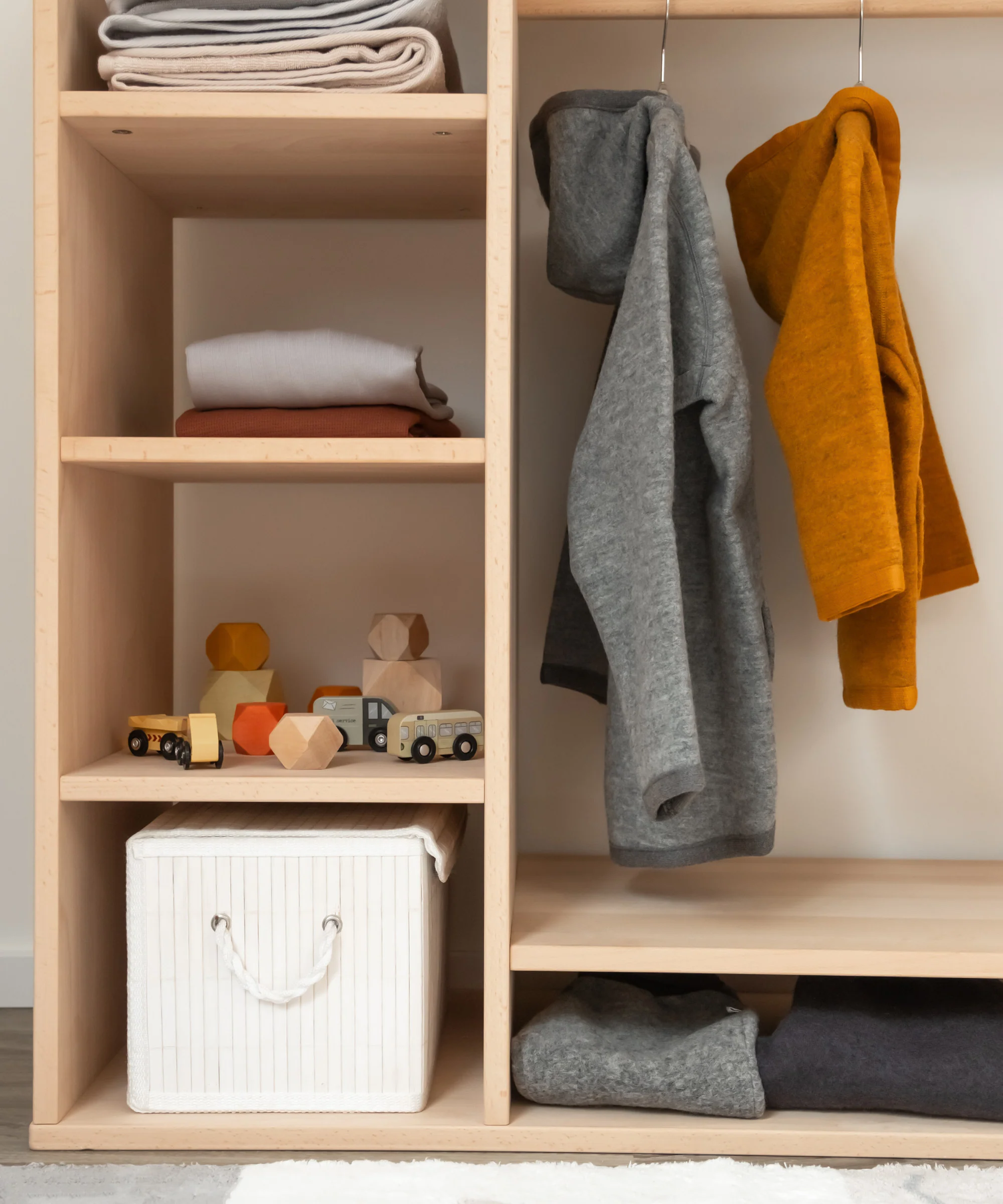 Montessori-Kleiderschrank (B-Ware) | Buche - Image 3