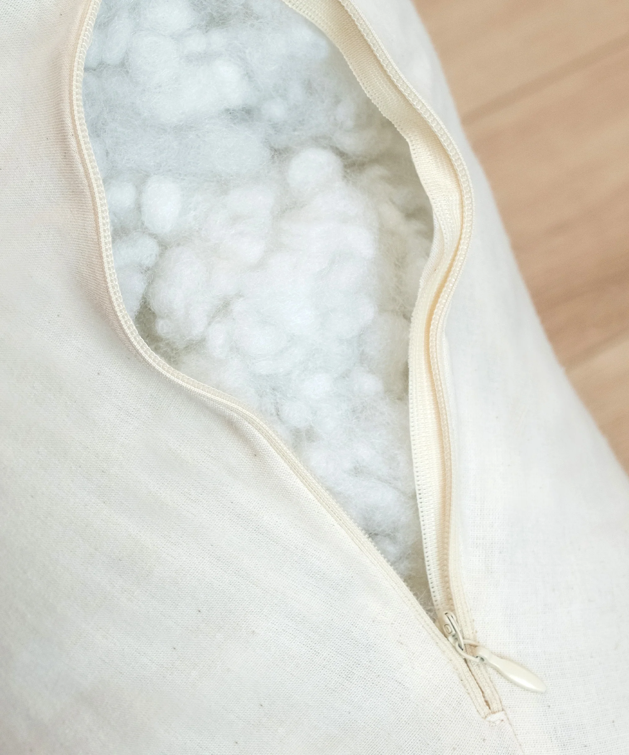 Stillkissen (B-Ware)  |  mit Faserbällchen - Image 8